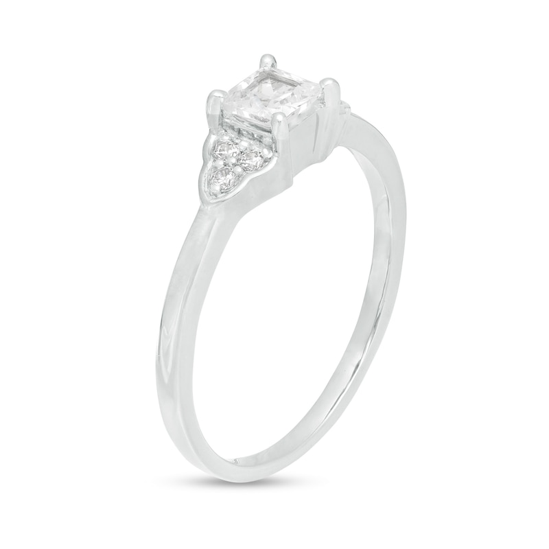 0.37 CT. T.W. Princess-Cut Diamond Tri-Sides Engagement Ring in 10K Gold|Peoples Jewellers