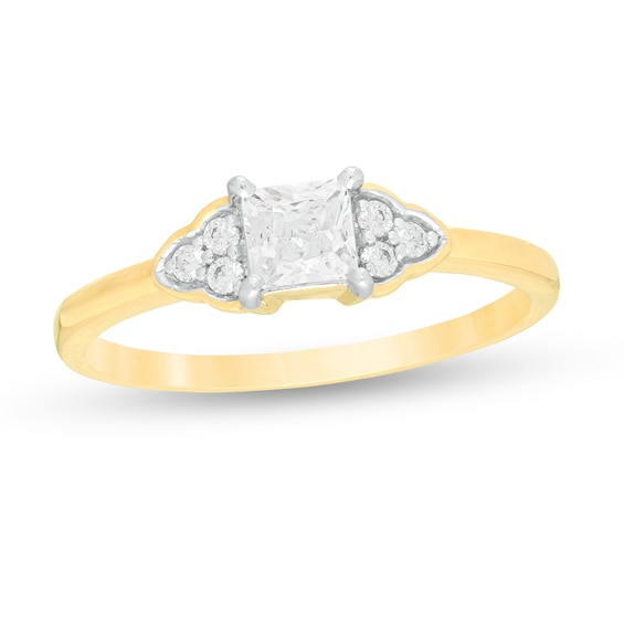 0.37 CT. T.W. Princess-Cut Diamond Tri-Sides Engagement Ring in 10K Gold