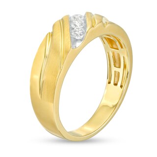 Men's 0.25 CT. T.W. Diamond Three Stone Slant Wedding Band in 10K Gold