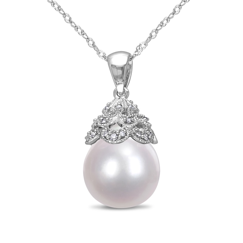 10.0-10.5mm Baroque South Sea Cultured Pearl and 0.06 CT. T.W. Diamond Vintage-Style Pendant in 14K White Gold-17"|Peoples Jewellers