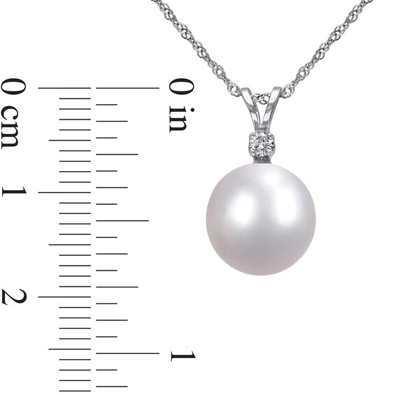 9.0-10.0mm South Sea Cultured Pearl and 0.05 CT. T.W. Diamond Pendant in 14K White Gold-17"