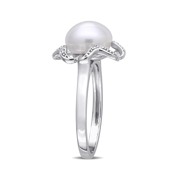 9.0-9.5mm Button Freshwater Cultured Pearl and Diamond Accent Clover Frame Ring in Sterling Silver