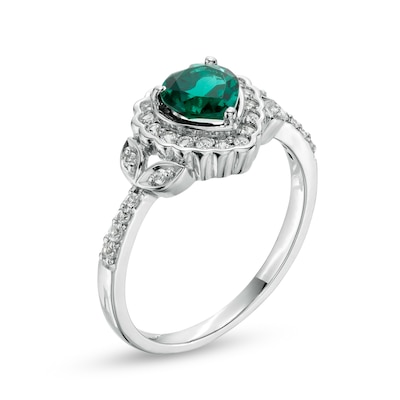 Heart-Shaped Lab-Created Emerald and White Lab-Created Sapphire Scallop Frame Leaf-Sides Flower Ring in Sterling Silver