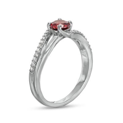 5.0mm Garnet and White Lab-Created Sapphire Bypass Split Shank Ring in Sterling Silver