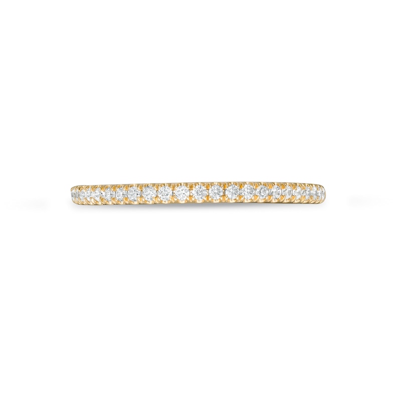 Emmy London 0.145 CT. T.W. Certified Diamond Anniversary Band in 18K Gold (F/VS2)|Peoples Jewellers