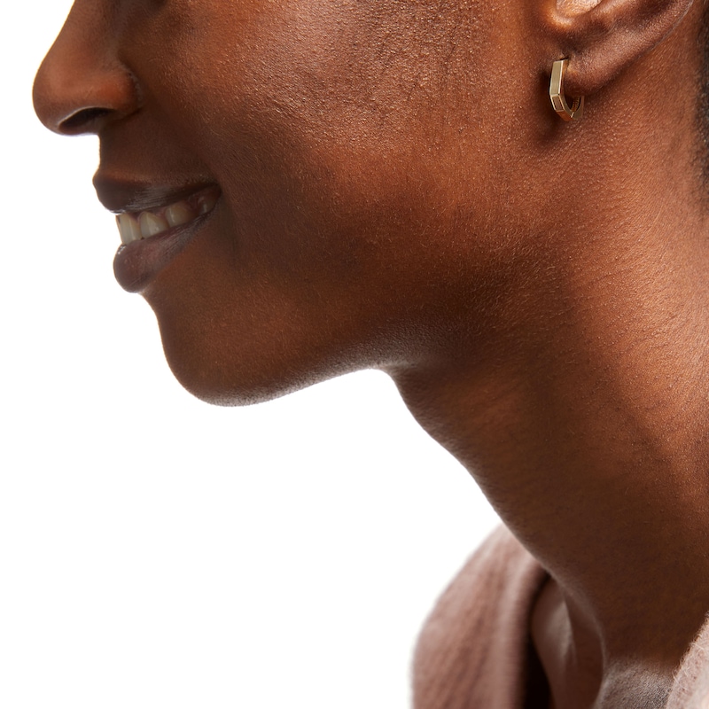 12.2mm Heptagon-Shaped Huggie Hoop Earrings in 10K Gold|Peoples Jewellers