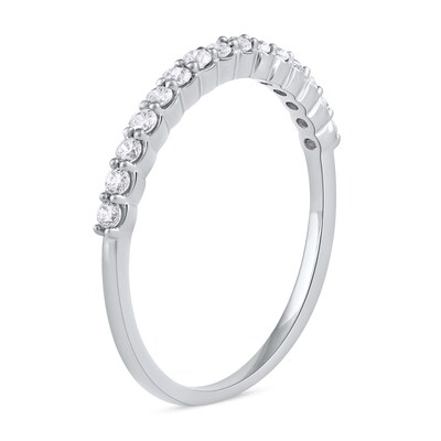 0.25 CT. T.W. Diamond Scallop Edge Stackable Band in 10K Gold