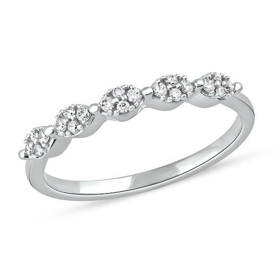 0.15 CT. T.W. Oval-Shaped Multi-Diamond Scallop Edge Stackable Band in 10K Gold