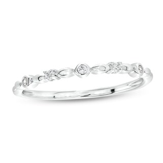 0.05 CT. T.W. Diamond Five Stone Anniversary Band in 10K Gold