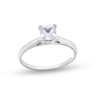 0.45 CT. Princess-Cut Diamond Solitaire Tapered Shank Engagement Ring in Platinum (I/I2)