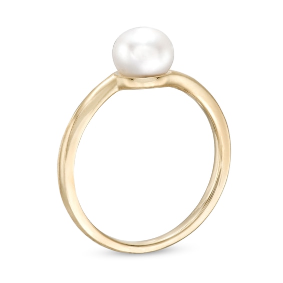 6.0mm Freshwater Cultured Pearl Bypass Ring in 10K Gold