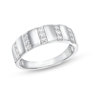 CT. T.W. Diamond Trio Linear Row Band in 10K Gold