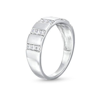 CT. T.W. Diamond Trio Linear Row Band in 10K Gold