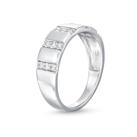 CT. T.W. Diamond Trio Linear Row Band in 10K Gold