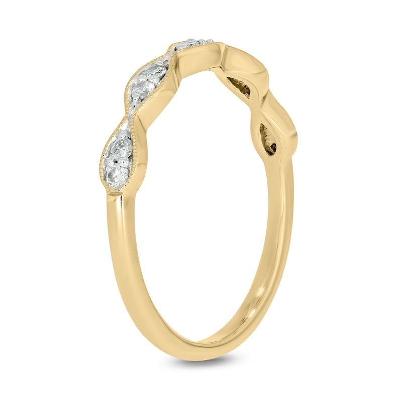 0.145 CT. T.W. Marquise Multi-Diamond Vintage-Style Stackable Band in 10K Gold|Peoples Jewellers