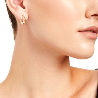 Chunky 15.0mm Hoop Earrings in Hollow 14K Gold