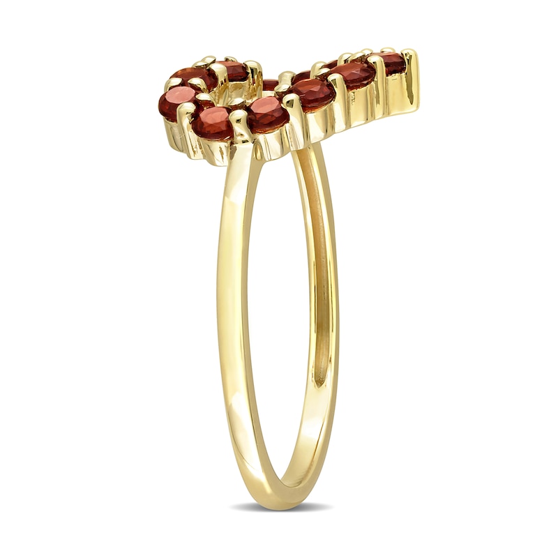 Garnet Outline Heart Ring in 10K Gold|Peoples Jewellers