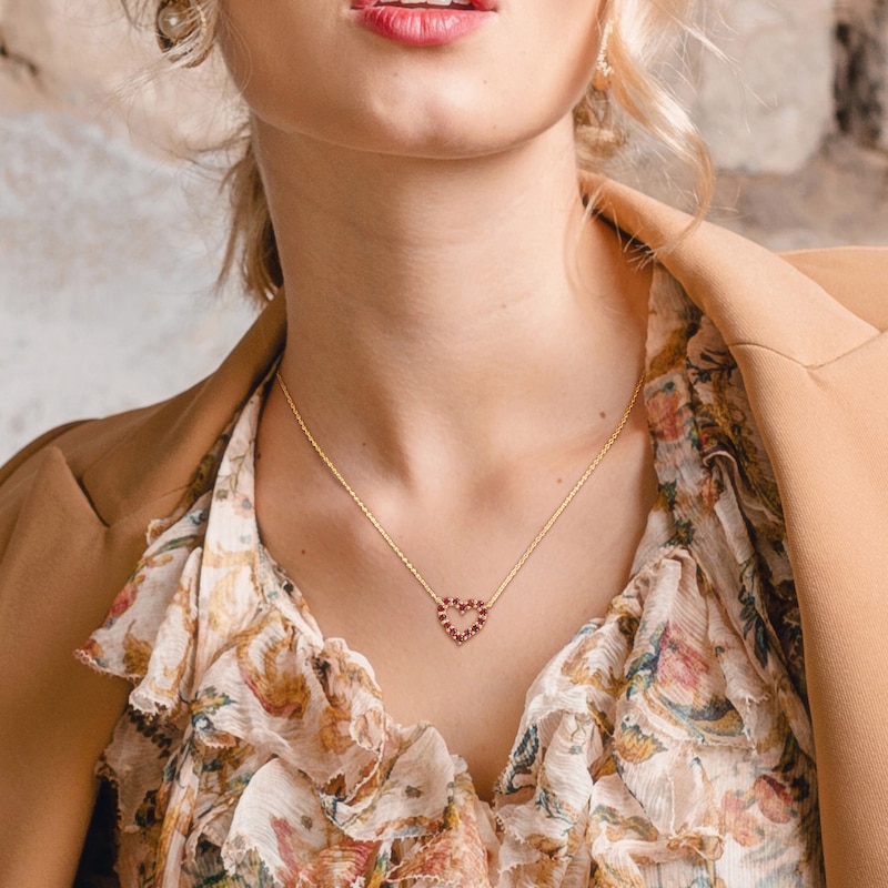 Garnet Outline Heart Necklace in 10K Gold - 17"|Peoples Jewellers