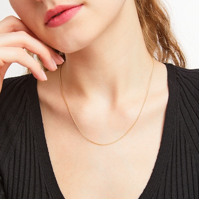 0.9mm Box Chain Necklace in Solid 14K Gold - 18"