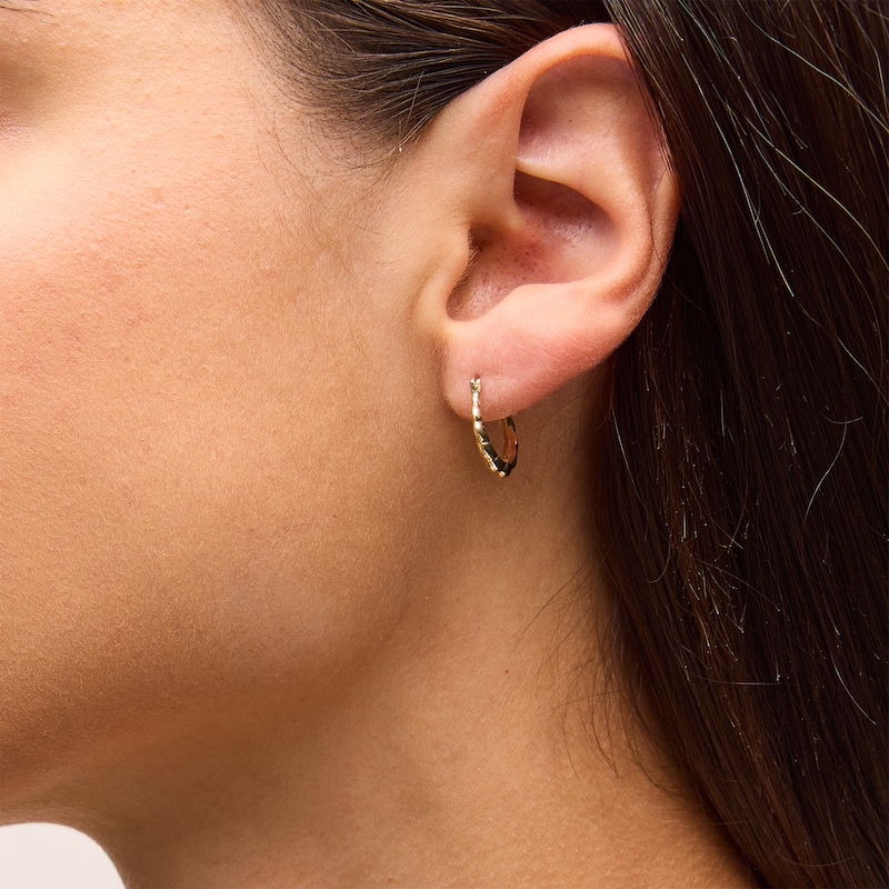 Main Image 2 of 55.0mm Scalloped Hoop Earrings in 14K Gold