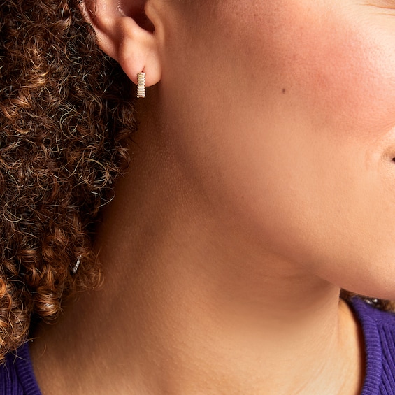 Ribbed Huggie Hoop Earrings in 14K Gold