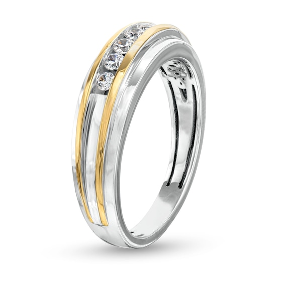 Men's 0.25 CT. T.W. Canadian Certified Diamond Five Stone Band in 14K Two-Tone Gold (I/I1)