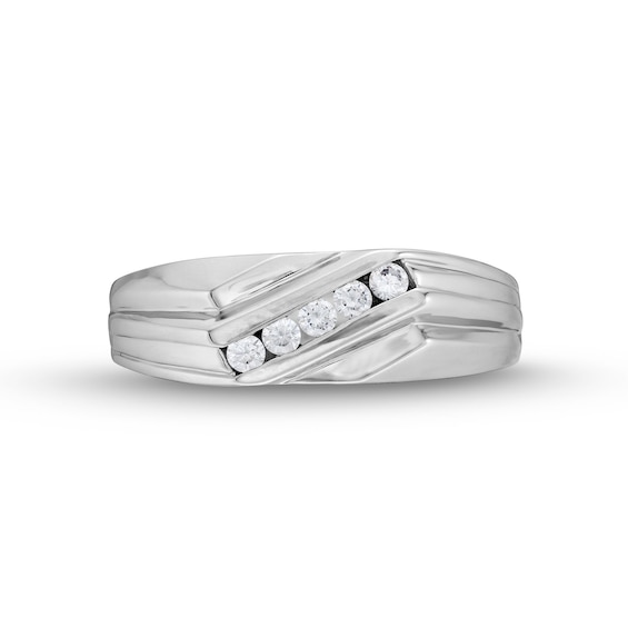 Men's 0.20 CT. T.W. Canadian Certified Diamond Five Stone Slant Groove Shank Band in 14K White Gold (I/I1)