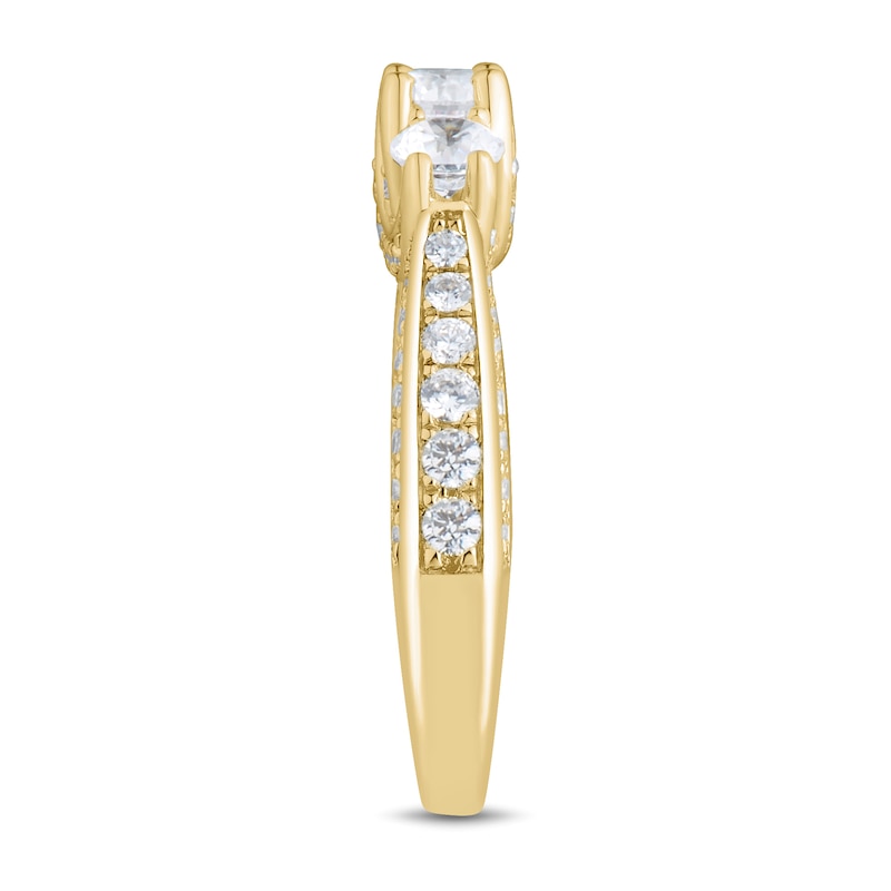 1.45 CT. T.W. Diamond Past Present Future® Tapered Shank Engagement Ring in 14K Gold|Peoples Jewellers