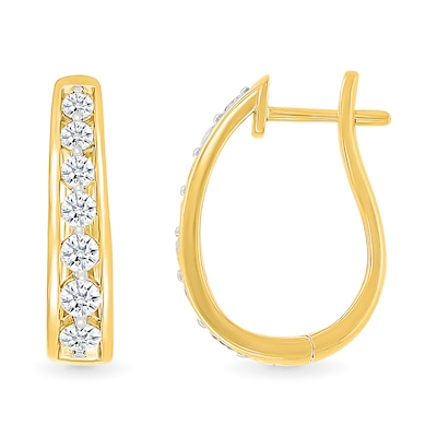 0.95 CT. T.W. Diamond Graduated Oval Hoop Earrings in 10K Gold