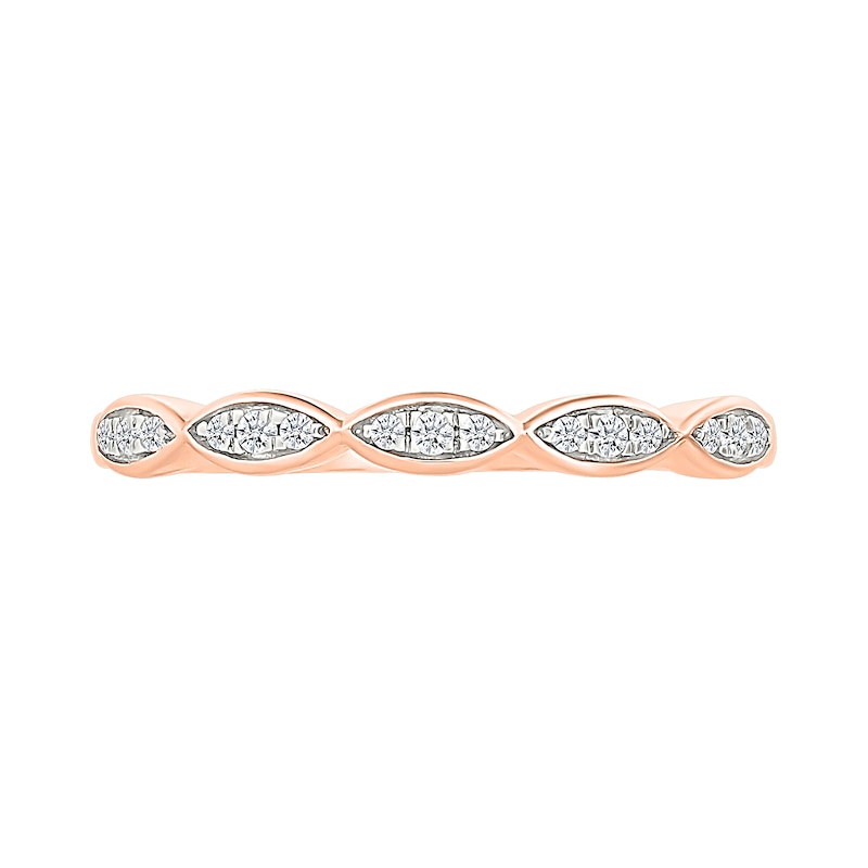 0.45 CT. T.W. Marquise-Shaped Multi-Diamond Flower Frame Scallop Shank Bridal Set in 10K Rose Gold