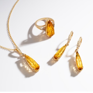 Le Vian® Pear-Shaped Cinnamon Citrine® and 0.065 CT. T.W. Diamond Drop Pendant in 14K Honey Gold™ - 19”