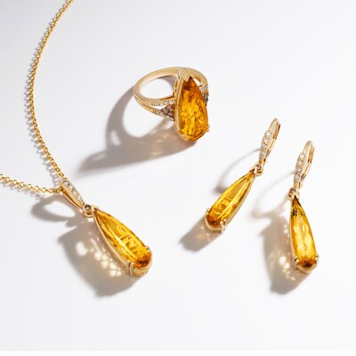 Le Vian® Pear-Shaped Cinnamon Citrine® and 0.065 CT. T.W. Diamond Drop Pendant in 14K Honey Gold™ - 19”