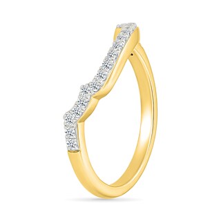 1.23 CT. T.W. Cushion-Shaped Multi-Diamond Frame Collar Bridal Set in 10K Gold