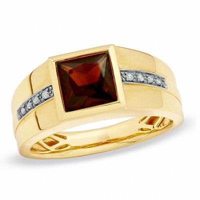 Previously Owned - Men's 8.0mm Square-Cut Garnet and Diamond Accent Ring in 10K Gold