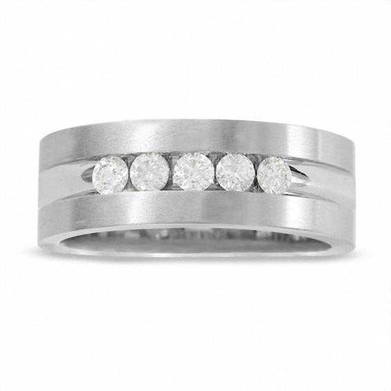 Previously Owned - Men's 0.50 CT. T.W. Diamond Five Stone Band in 14K White Gold