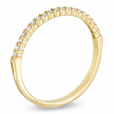 Previously Owned - 0.15 CT. T.W. Diamond Anniversary Band in 10K Gold