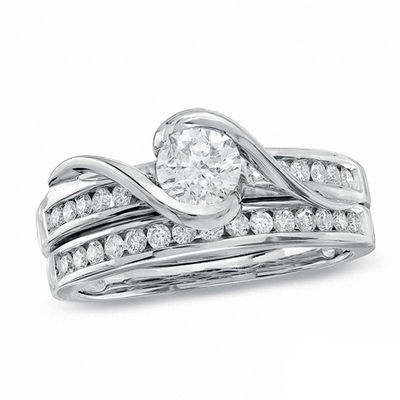 Previously Owned - 1.00 CT. T.W.  Diamond Bridal Set in 14K White Gold