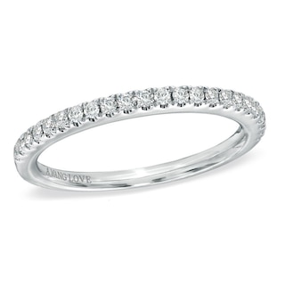 Previously Owned - Vera Wang Love Collection 0.23 CT. T.W. Diamond Anniversary Band in 14K White Gold