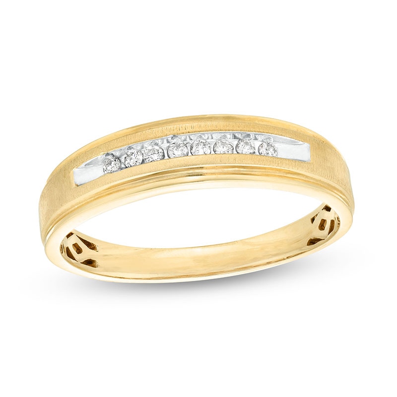 Previously Owned - Men's 0.10 CT. T.W. Diamond Wedding Band in 10K Gold|Peoples Jewellers