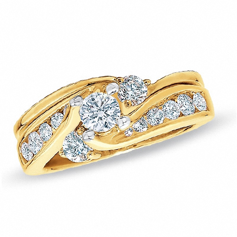 Previously Owned - 1.00 CT. T.W. Diamond Three Stone Bridal Set in 14K Gold|Peoples Jewellers