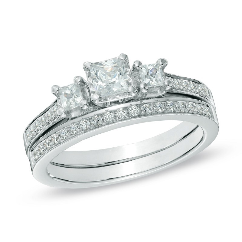 Previously Owned - 0.60 CT. T.W. Princess-Cut Diamond Past Present Future® Bridal Set in 14K White Gold|Peoples Jewellers