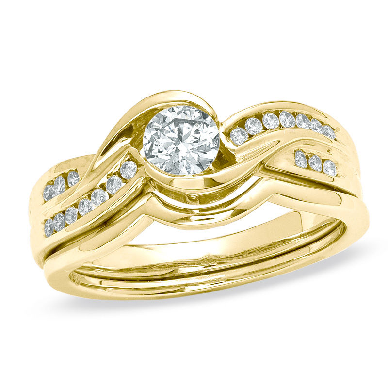Previously Owned - 0.50 CT. T.W.  Canadian Diamond Bridal Set in 14K Gold (I/I1)|Peoples Jewellers