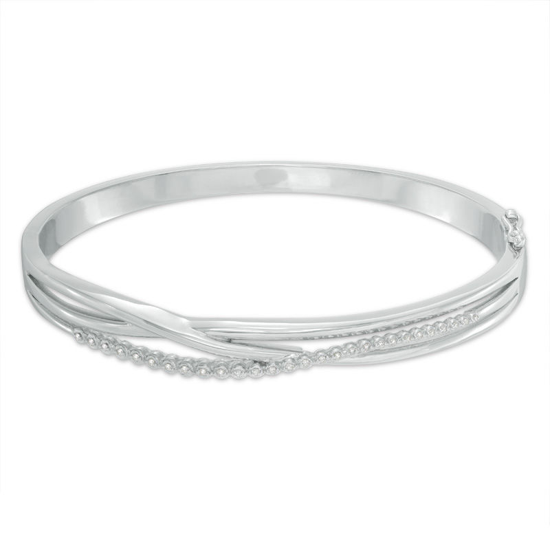 Previously Owned - 0.15 CT. T.W. Diamond Layered Crossover Bangle in Sterling Silver|Peoples Jewellers
