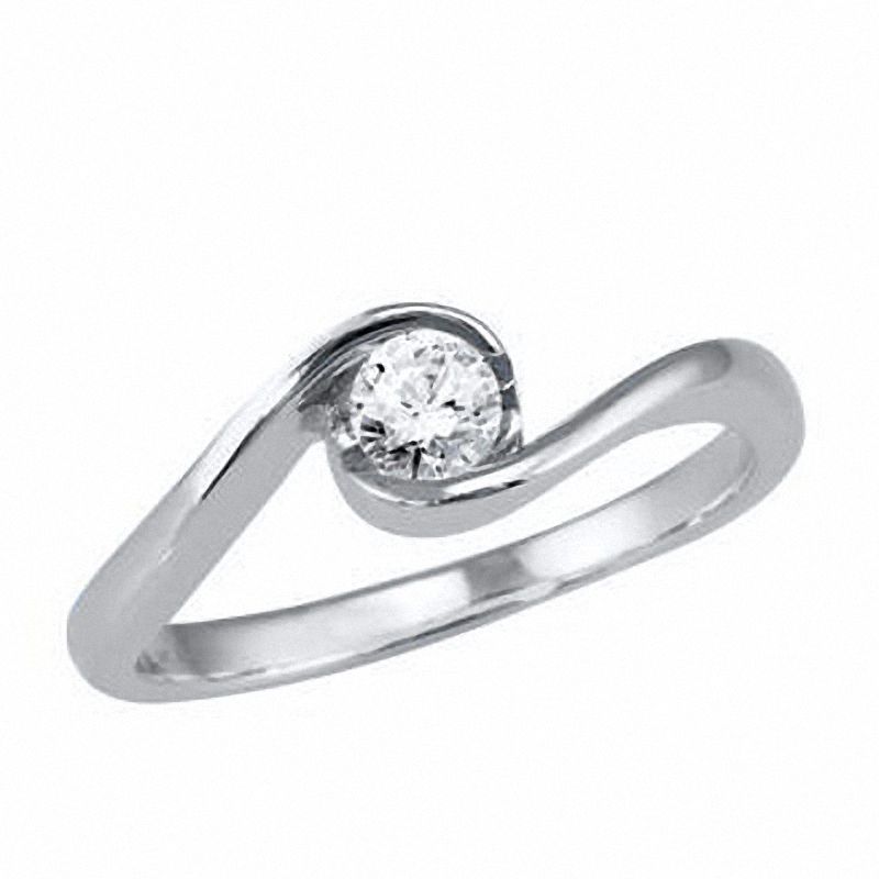 Previously Owned - Sirena™ 0.13 CT. Diamond Solitaire Ring in 10K White Gold|Peoples Jewellers