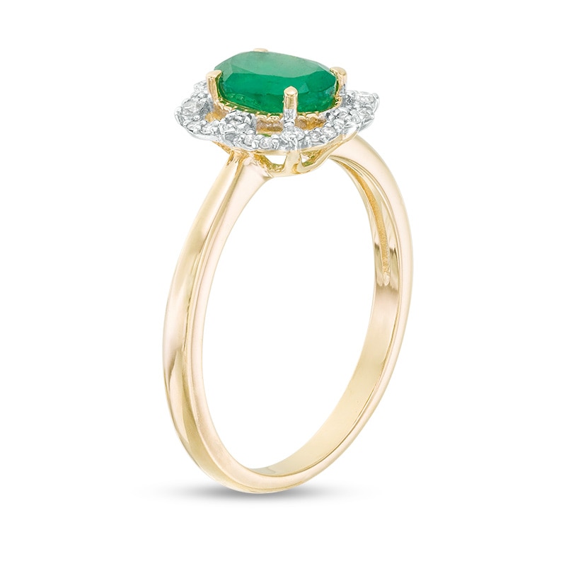 Previously Owned - Oval Emerald and 0.085 CT. T.W. Diamond Frame Vintage-Style Ring in 10K Gold|Peoples Jewellers