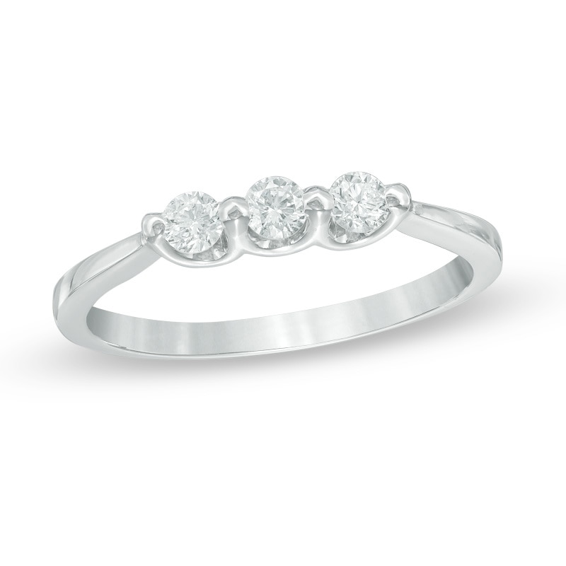 Previously Owned - 0.21 CT. T.W.  Diamond Three Stone Engagement Ring in 14K White Gold (I/I2)