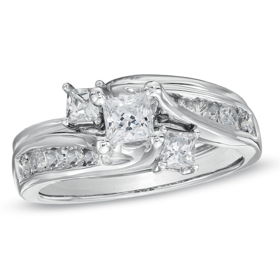 Previously Owned - 1.00 CT. T.W. Princess-Cut Diamond Three Stone Bridal Set in 14K White Gold