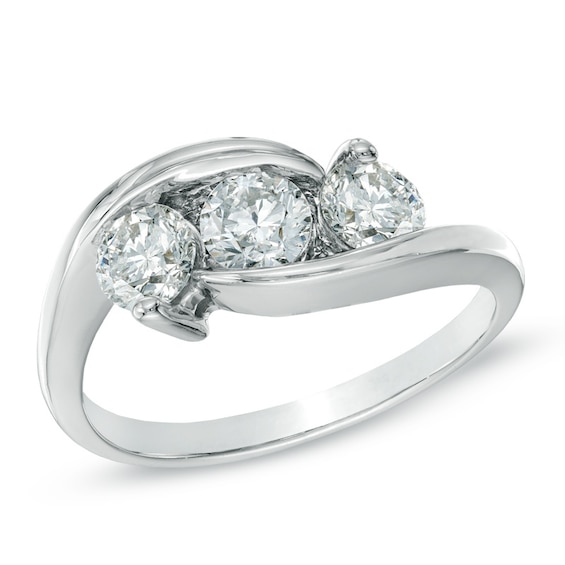 Previously Owned - 1.00 CT. T.W.  Diamond Three Stone Engagement Ring in 14K White Gold (I/I1)