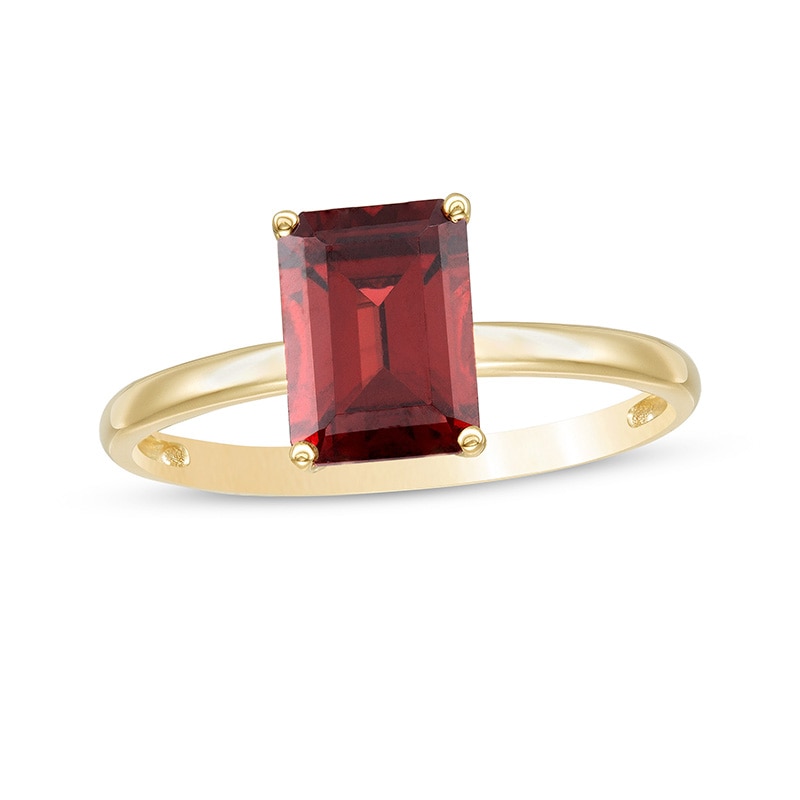 Main Image 1 of Previously Owned - Emerald-Cut Garnet Solitaire Ring in 10K Gold