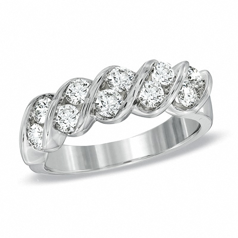 Previously Owned - 0.95 CT. T.W. Diamond Two Row Wedding Band in 18K White Gold (H/VS2)